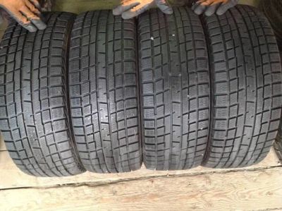 Лот: 14405124. Фото: 1. Yokohama Ice Guard IG50, 215/45... Шины