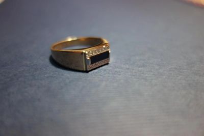 Лот: 3196263. Фото: 1. Кольцо (печатка) новое, золотое... Кольца, перстни