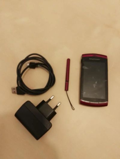 Лот: 9212282. Фото: 1. Sony Ericsson Vivaz. Смартфоны