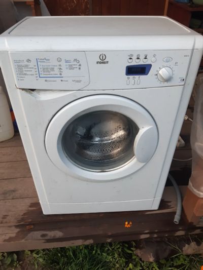 Лот: 16546388. Фото: 1. Стиральная машина indesit wise10. Стиральные машины
