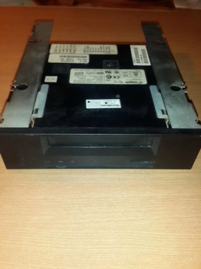 Лот: 10542634. Фото: 1. Ленточный накопитель Seagate STD2401LW. Приводы CD, DVD, BR, FDD