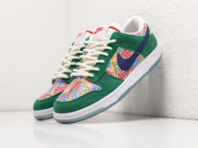 Лот: 24975714. Фото: 1. Кроссовки Nike SB Dunk Low. Кеды, кроссовки, слипоны