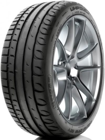 Лот: 12965681. Фото: 1. 215/60 R17 Tigar Ultra High Performance... Шины