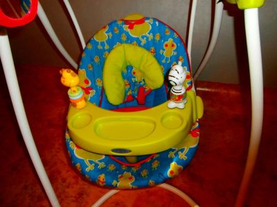 Лот: 3583834. Фото: 1. Качелька Graco. Ходунки, прыгунки, качели