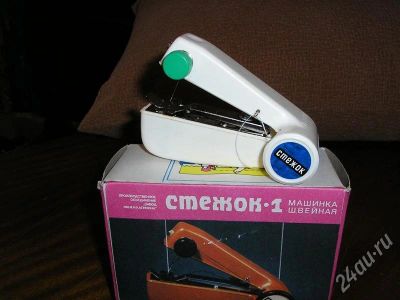Лот: 637320. Фото: 1. Мини швейная машинка Стежок. Швейная, вязальная
