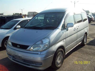 Лот: 1333094. Фото: 1. продам ниссан серена. Автомобили