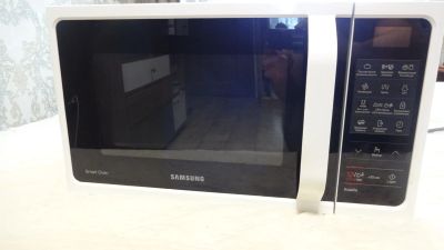 Лот: 24424760. Фото: 1. Микроволновая печь Samsung MC-28H5013AW. Микроволновки, мини-печи