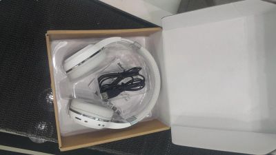 Лот: 8625678. Фото: 1. Беспроводные Bluetooth наушники... Наушники, гарнитуры