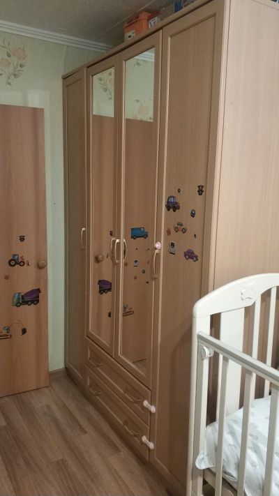 Лот: 14570894. Фото: 1. Шкаф платяной 4 створки цвет бук. Шкафы, шкафы-купе