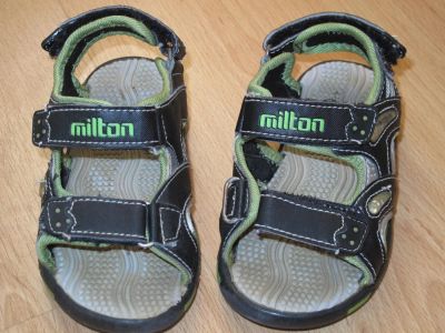 Лот: 6736024. Фото: 1. сандали milton,16.3см по стельке. Сандалии