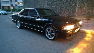 Лот: 4800834. Фото: 1. Nissan Gloria. Автомобили