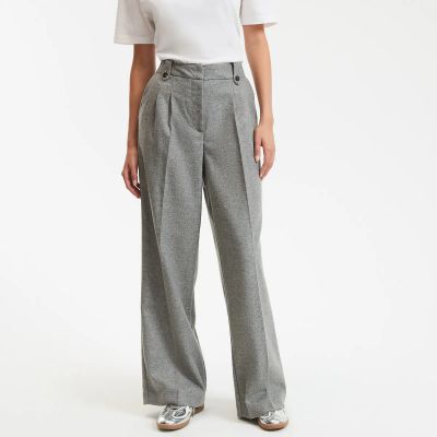 Лот: 25673733. Фото: 1. Брюки LaRedoute. Другое (одежда, обувь, галантерея)