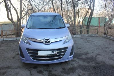 Лот: 3920962. Фото: 1. Отличный мини-вэн Mazda Biante. Автомобили