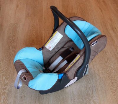 Лот: 6553566. Фото: 1. Автолюлька Romer Baby Safe. Детские автокресла