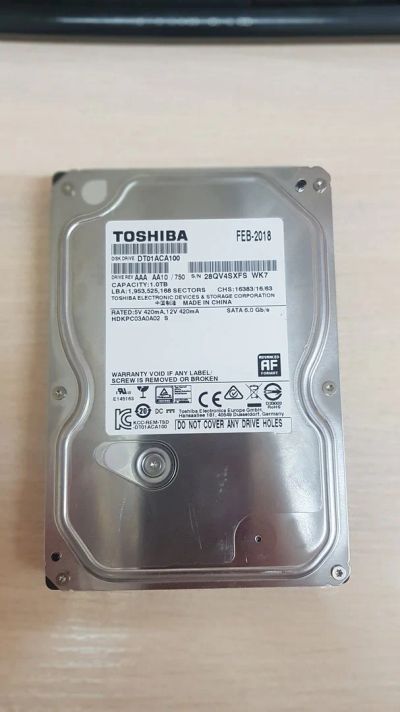 Лот: 16080339. Фото: 1. Жесткий диск Toshiba 1TB dt01aca100. Жёсткие диски (HDD)