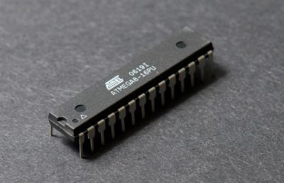 Лот: 3707882. Фото: 1. Atmel atMEGA 8 16pu. Микроконтроллеры