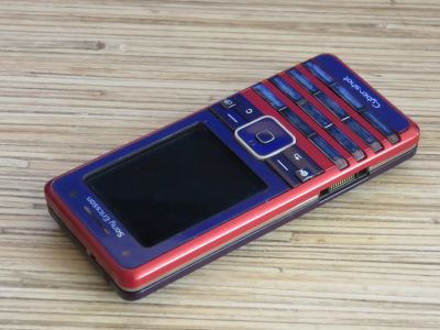 Лот: 9125875. Фото: 1. камерофон SONY Ericsson K770i... Кнопочные мобильные телефоны