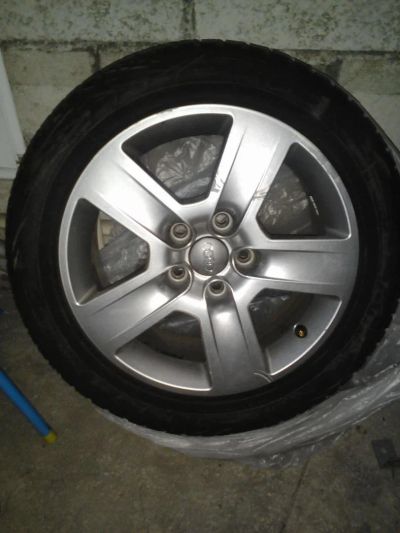 Лот: 9594767. Фото: 1. Диски оригинал AUDI + шины Хакка-5. Шины на дисках