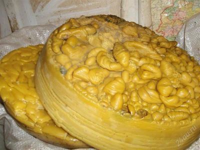 Лот: 2929026. Фото: 1. Воск пчелиный. Мёд, продукты пчеловодства