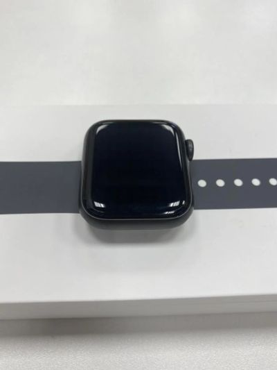Лот: 19026340. Фото: 1. Apple Watch SE 40mm Space Gray... Смарт-часы, фитнес-браслеты, аксессуары