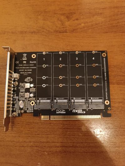 Лот: 25553003. Фото: 1. Четырёхпортовый NVMe SSD контроллер... Платы расширения, контроллеры, доп. порты