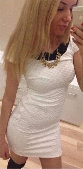 Лот: 5078167. Фото: 1. Платье стеганный трикотаж белое. Платья