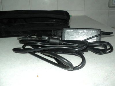 Лот: 2046829. Фото: 1. зарядное устройство Toshiba 19V... Корпуса, блоки питания