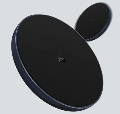 Лот: 15297664. Фото: 1. Xiaomi Mi Wireless Charging Pad... Зарядные устройства, блоки питания, адаптеры сетевые для смартфонов