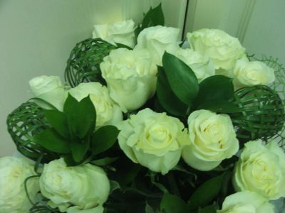 Лот: 5265391. Фото: 1. Шикарный букет из 15 белых Эквадорских... Другое (цветы, букеты)