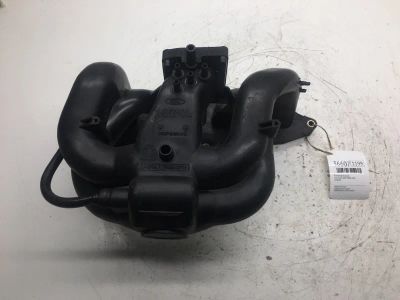 Лот: 20387998. Фото: 1. Коллектор впускной Ford Focus... Двигатель и элементы двигателя