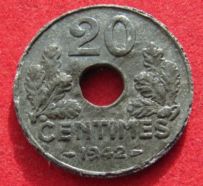 Лот: 15538118. Фото: 1. Франция 20 сантимов, 1942г. Остальные страны