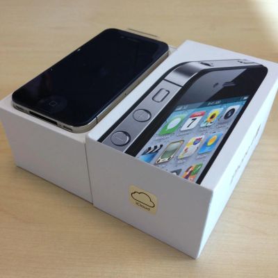 Лот: 8850849. Фото: 1. Iphone 4 s 16 GB. Смартфоны