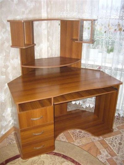 Лот: 1285242. Фото: 1. Стол компьютерный угловой. Другое (мебель)