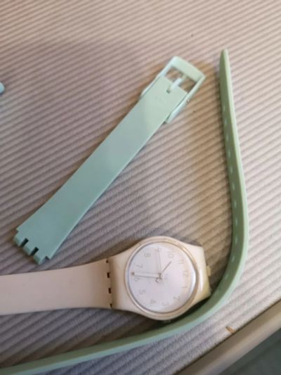 Лот: 16727231. Фото: 1. Наручные часы swatch. Оригинальные наручные часы