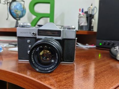 Лот: 24997356. Фото: 1. Фотоаппарат ЗЕНИТ-Е с объективом... Объективы