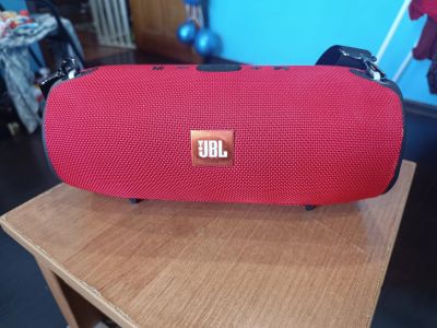 Лот: 25074341. Фото: 1. Колонка JBL. Портативные, беспроводные колонки