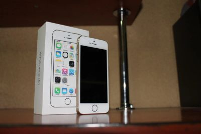 Лот: 4921747. Фото: 1. Apple Iphone 5s 32gb Как новый... Смартфоны