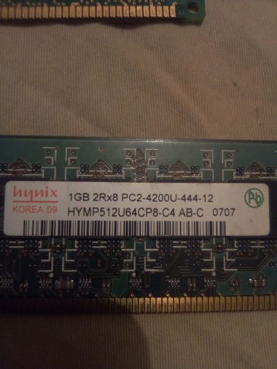 Лот: 15574863. Фото: 1. Hynix PC2-4200 DDR2-533 1 gb DIMM... Оперативная память