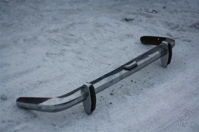 Лот: 1470221. Фото: 1. Бампер передний на ВАЗ 2103. Кузов