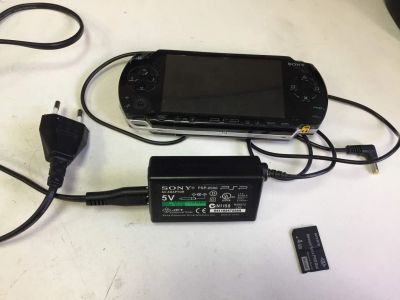 Лот: 12242693. Фото: 1. PSP 1008 зарядное карта 4gb не... Игровые приставки, консоли