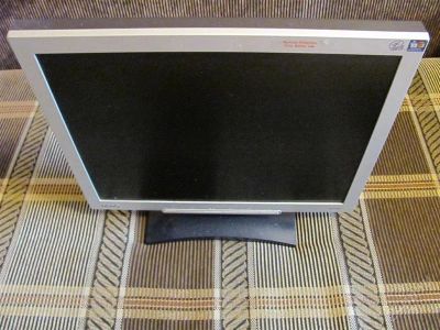Лот: 1211865. Фото: 1. Продам монитор ЖК 17" Benq Q7T4. ЖК-мониторы