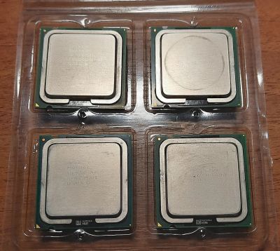 Лот: 19859391. Фото: 1. Четыре процессора и подложка. Процессоры