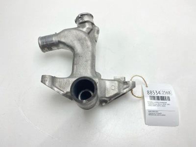 Лот: 23044359. Фото: 1. Патрубок системы охлаждения Toyota... Тормозная система