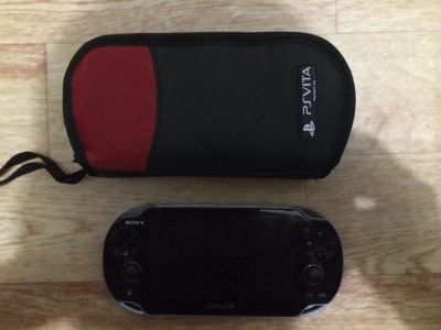 Лот: 4052983. Фото: 1. vita(14 игр, 32 gb или 4gb, сумка... Игровые приставки, консоли