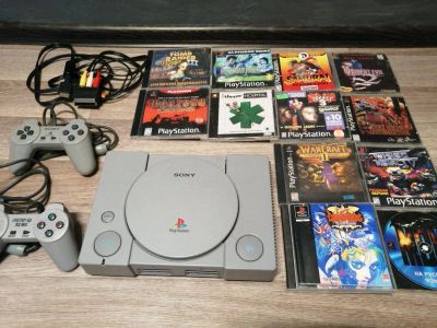 Лот: 13887792. Фото: 1. Sony playstation 1 + 12 дисков... Игры для консолей