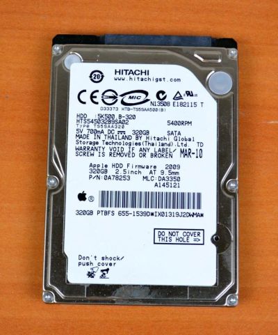 Лот: 10567304. Фото: 1. Hitachi 320Gb от Apple 2.5". Жёсткие диски (HDD)