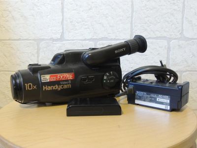 Лот: 9156805. Фото: 1. видеокамера sony ccd-fx270e. Видеокамеры