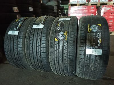 Лот: 15997510. Фото: 1. 235/50R18 97V Blacklion S806 Voracio. Шины