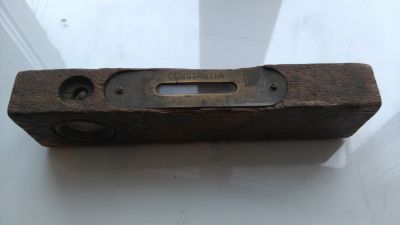 Лот: 13222796. Фото: 1. Старинный уровень constantia. Предметы интерьера и быта
