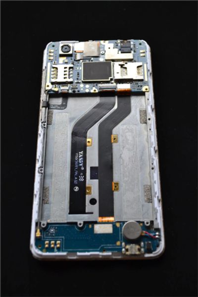 Лот: 11067564. Фото: 1. ZTE Blade X3 LTE. Смартфоны